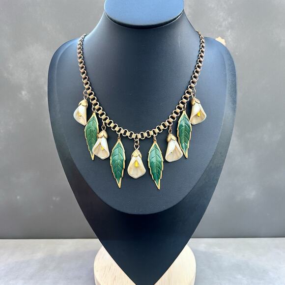 Midcentury Calla Lily Book Chain Rare Flower Enamel Plastic Choker Necklace 16” - Picture 1 of 8